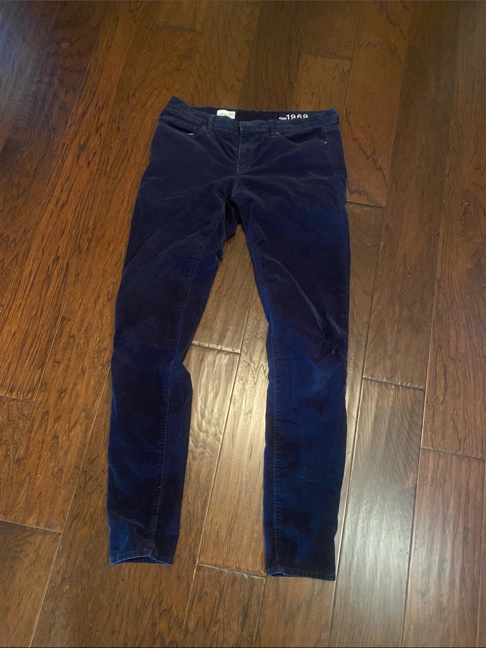 Women’s GAP Corduroy legging jean